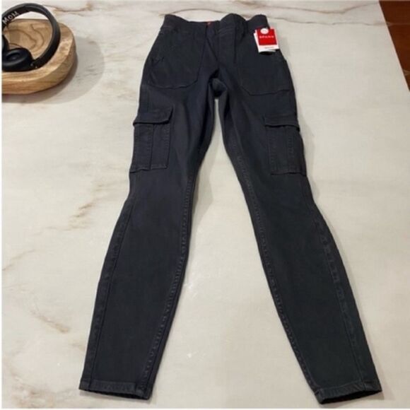 NWT Spanx Stretch Twill Ankle Cargo Pants Dark Gray Leggings - Picture 3 of 9